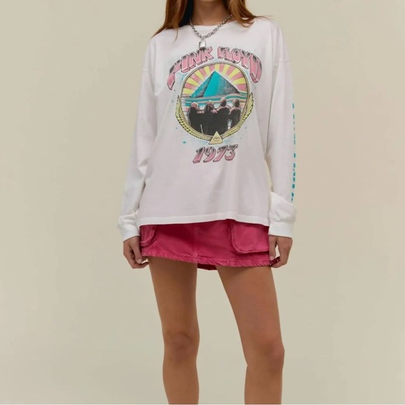 Daydreamer NWT Pink Floyd 1973 Graphic long sleeve Tee - M - Picture 4 of 11